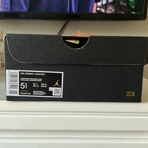 Air Jordan 1 Low (GS)